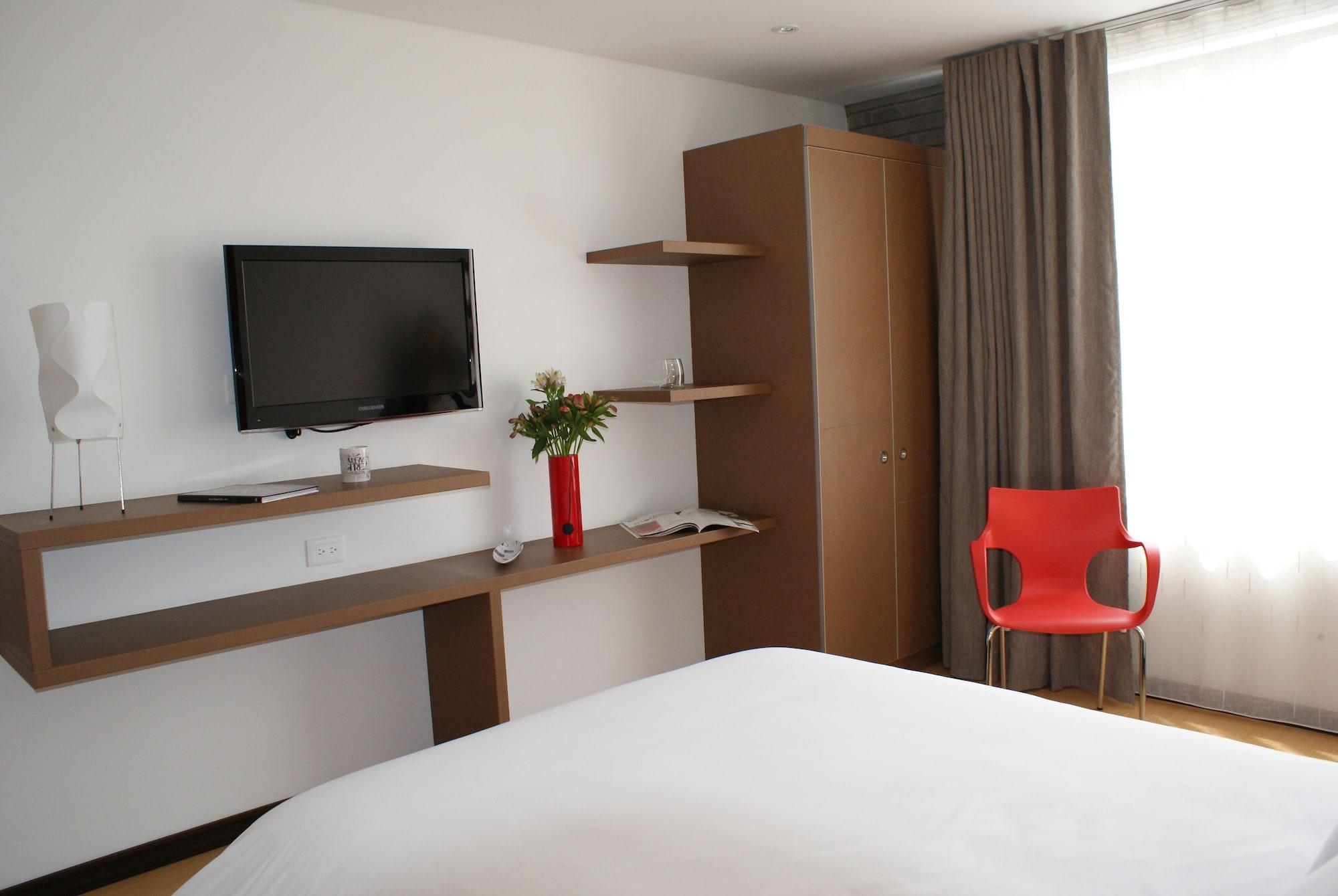 Viaggio Nueve Trez City Suites Bogotá Exterior foto